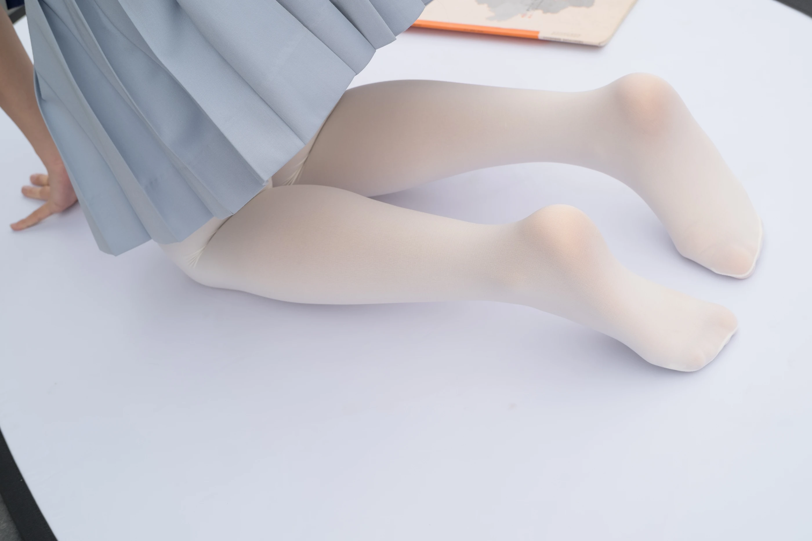森萝财团 R15-036 [84P]插图4